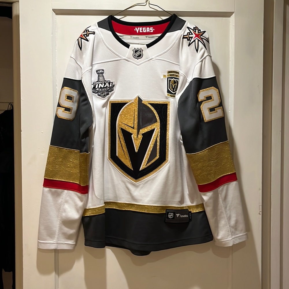 Fanatics Vegas golden nights hockey jersey. EXCELLENT condition